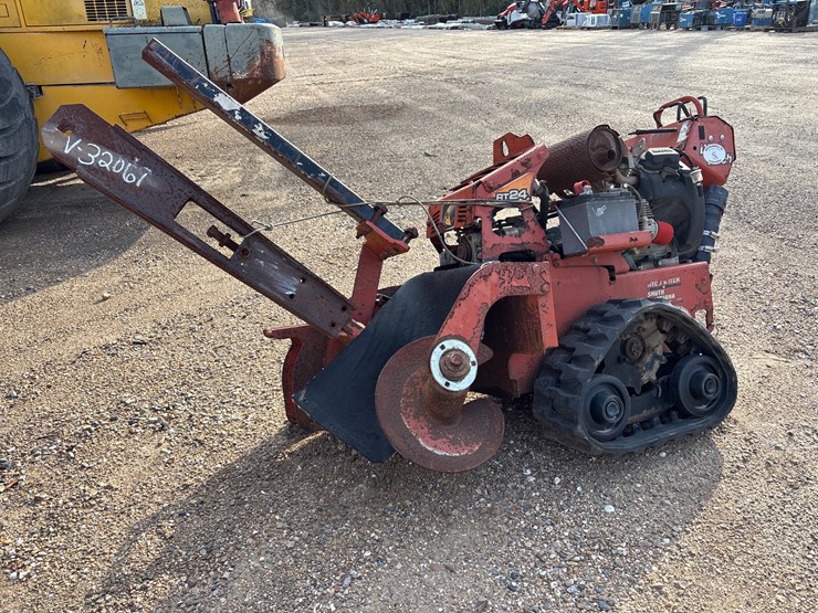 ditch-witch-rt24-image-1