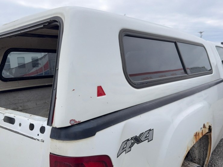 2014-gmc-2500-image-13