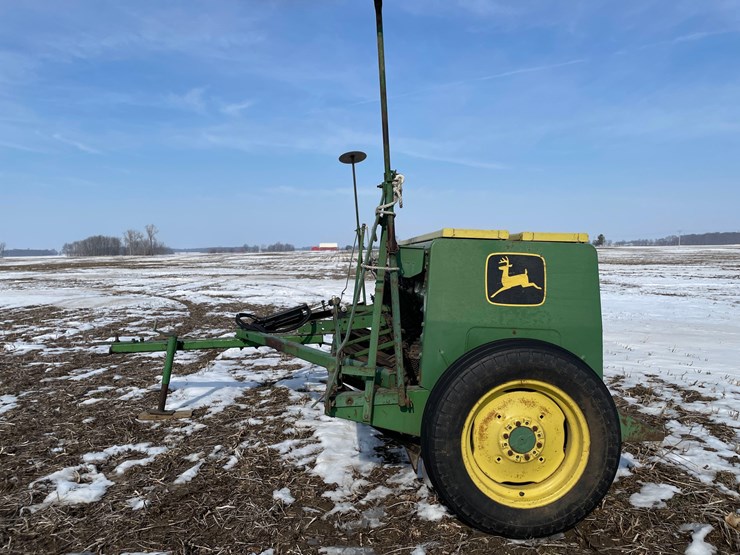 john-deere-8300-image-7