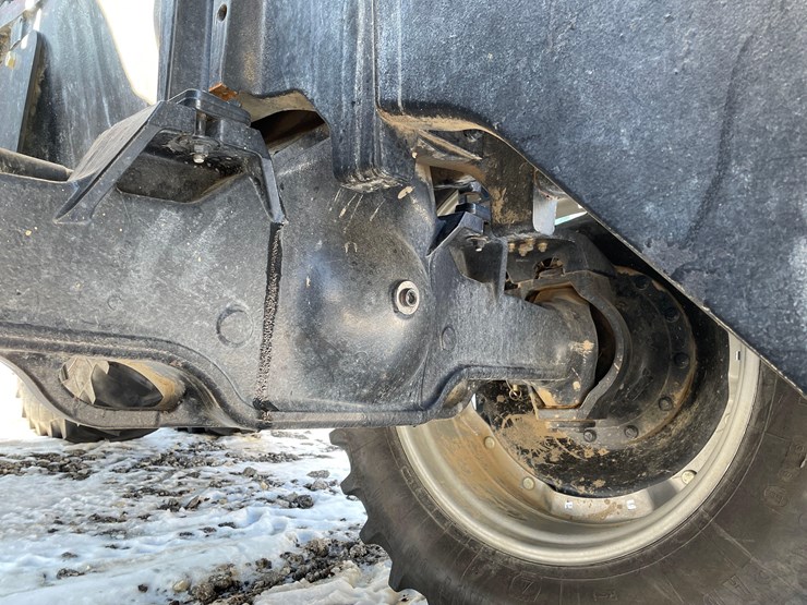 2013-case-ih-magnum-235-image-17