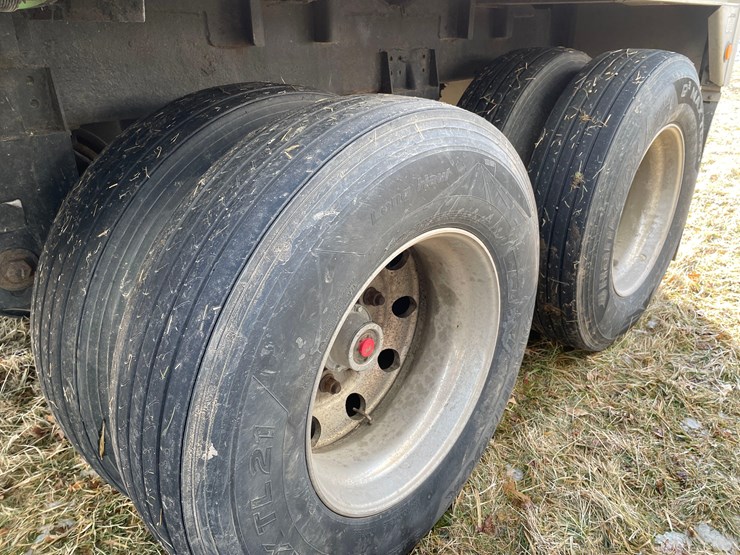 tag-#336,-2011-39'-wilson-aluminum-trailer-w/ag-hoppers-image-10