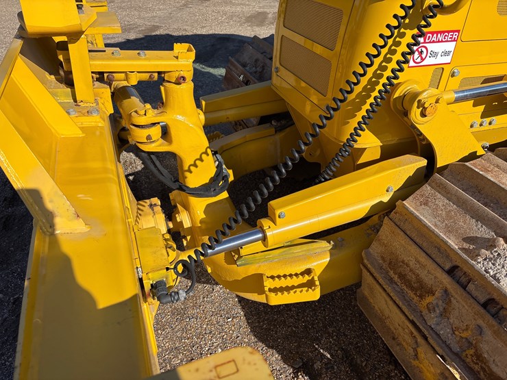 2024-komatsu-d39px-24-image-19