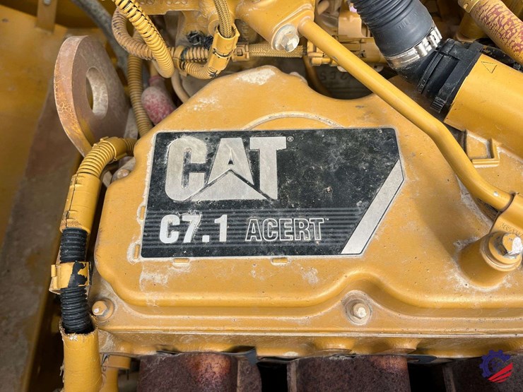2018-caterpillar-326fl-image-94