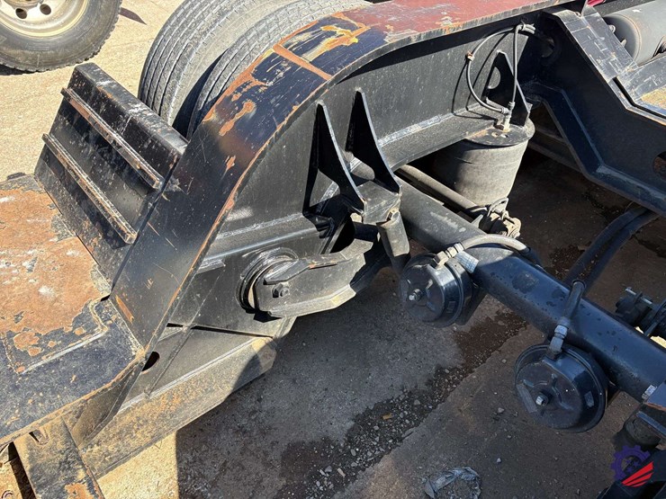 2023-fontaine-lowboy-image-44