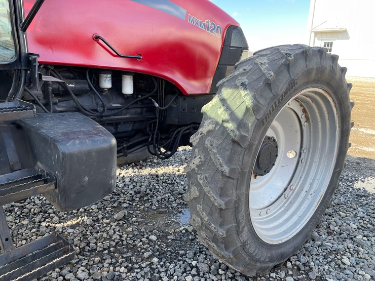 tag-#460,-2006-case-mxm-120-mfwd-tractor-image-16
