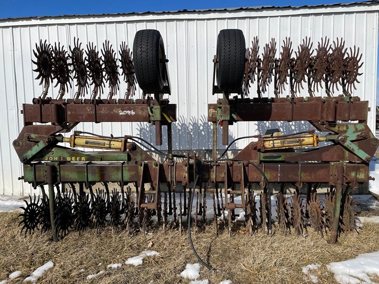 john-deere-400-image-15