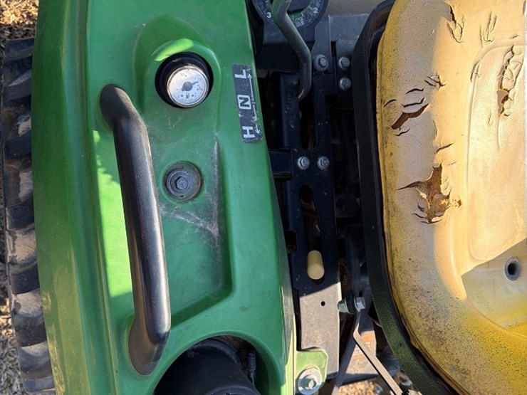 john-deere-1023e-image-20