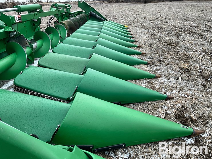 2023-john-deere-c12f-image-20