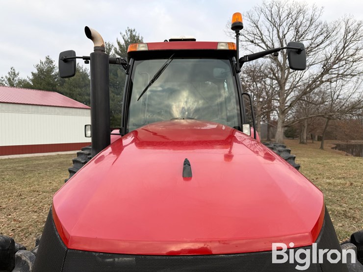 2010-case-ih-magnum-305-image-11
