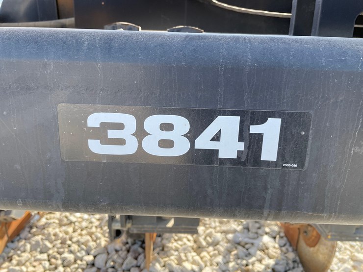 tag-#422,-45'-yetter-high-speed,-nh3-bar-image-3