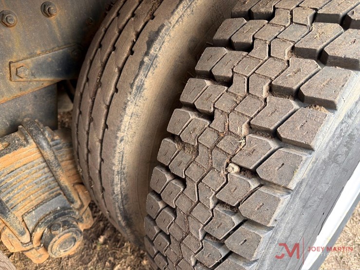 mack-rs686lst-image-14