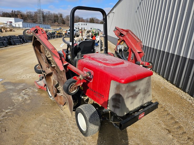 toro-groundsmaster-4000d-image-3