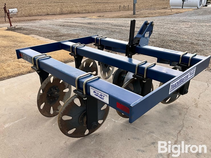 blu-jet-track-master-image-5