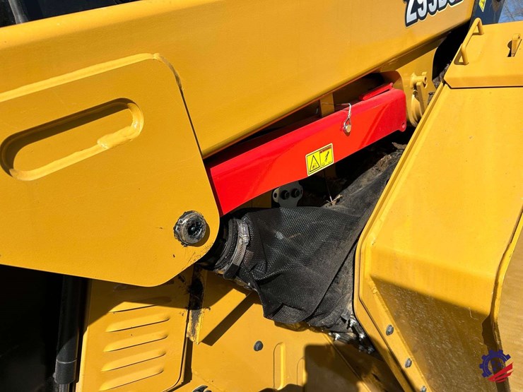 2023-caterpillar-299d3-xe-land-management-image-39