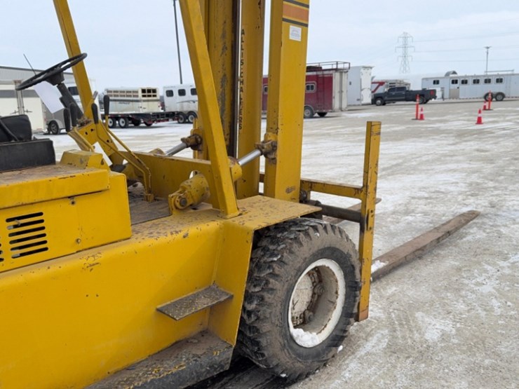 allis-chalmers-model-acp-120,-sn#-bcbo1181-gas-forklift-6665hrs-12,000lb-capacity-96"-forks-image-7