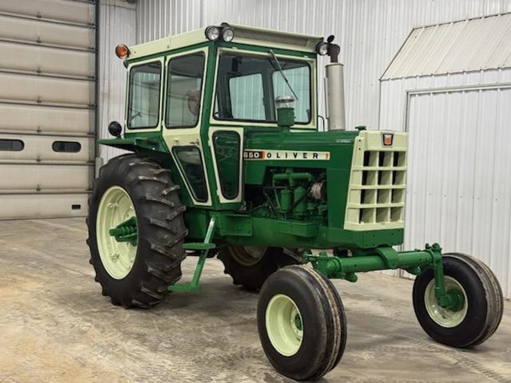 1966-oliver-1650-image-13