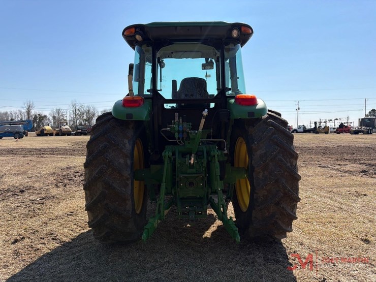 john-deere-6120e-image-4