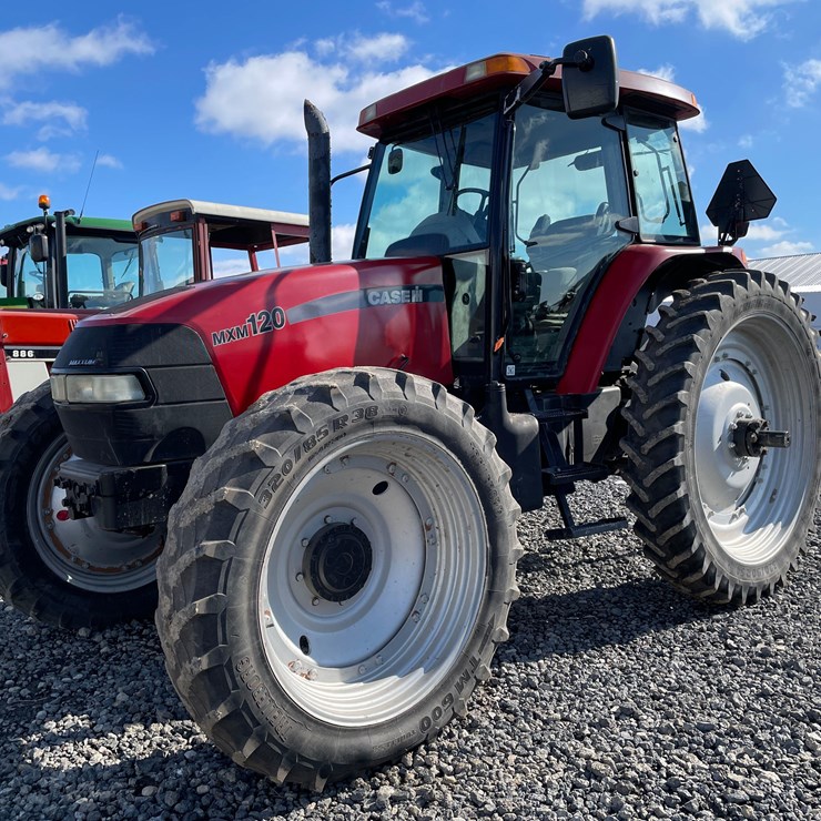 Tag #460, 2006 Case MXM 120 MFWD tractor