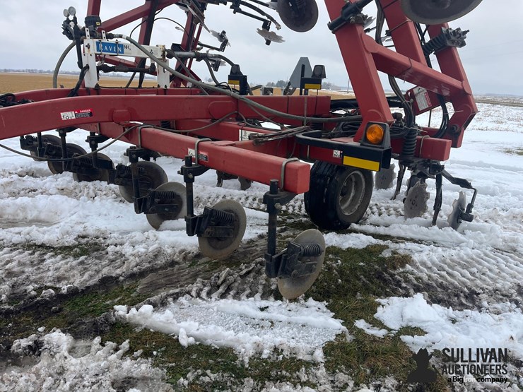 case-ih-5300-image-10