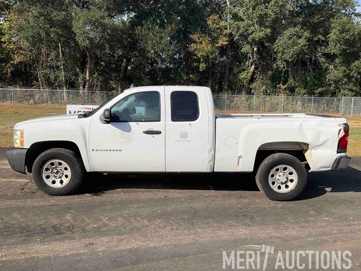 2007-chevrolet-silverado-1500-image-8