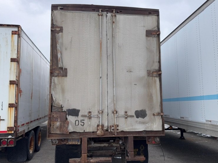 1969-fruehauf-trailer-image-12