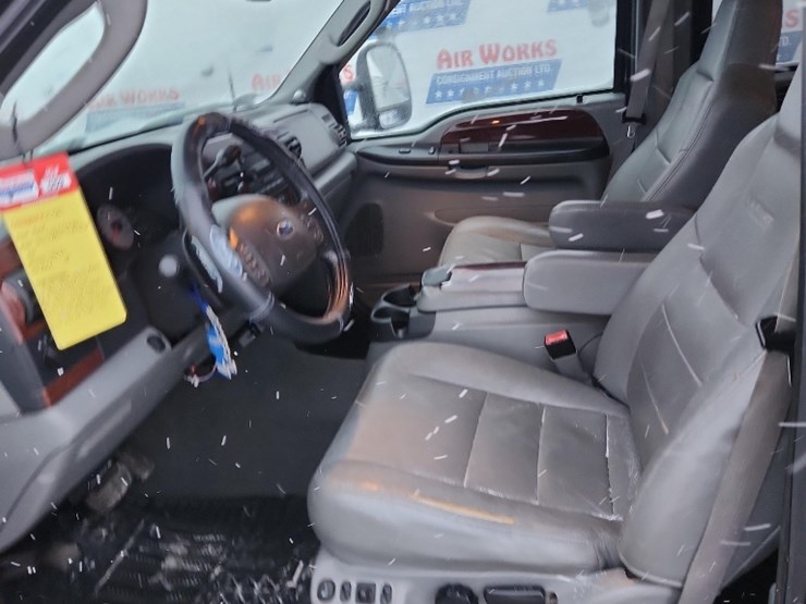 2006-ford-350-image-3