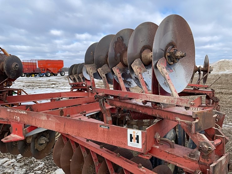 case-ih-470-image-10