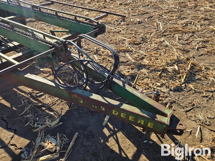 john-deere-200-image-9