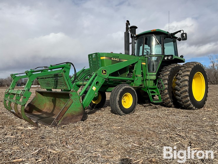 1980-john-deere-4440-image-1