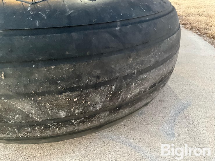 goodyear-12.5l-15-implement-tires-on-rims-image-17