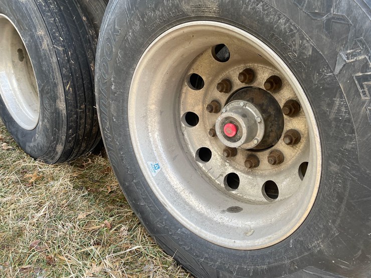 tag-#336,-2011-39'-wilson-aluminum-trailer-w/ag-hoppers-image-11