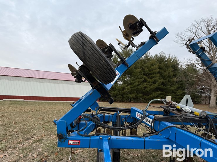 2004-dmi-4300-image-12