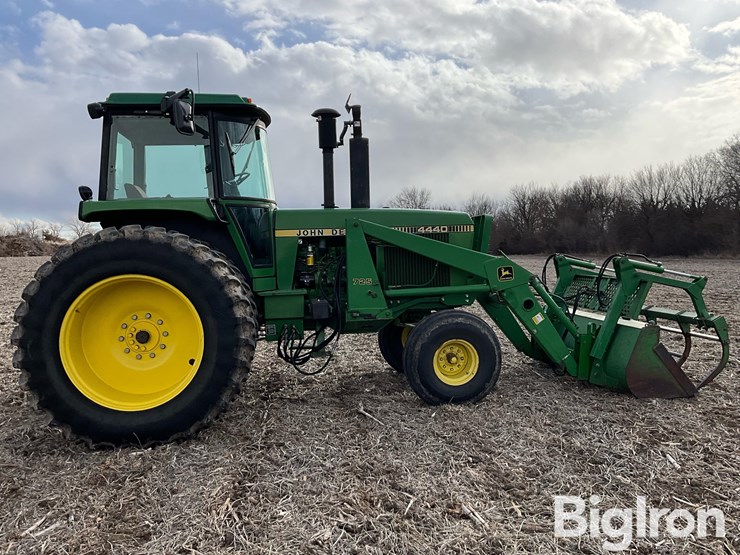 1980-john-deere-4440-image-4