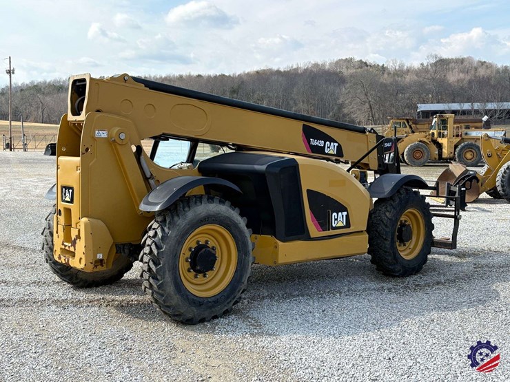 2019-caterpillar-tl642d-image-9