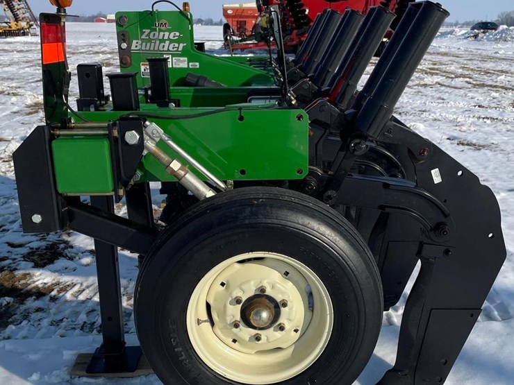 tag-#251-,-5-shank-um-132-zonebuilder-image-4