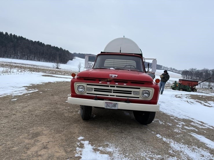 1962-ford-f600-image-2