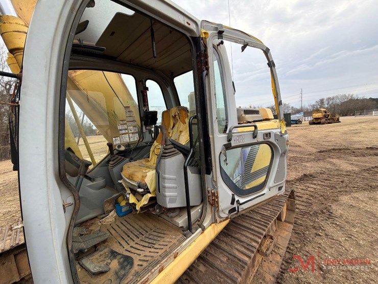 kobelco-sk330-lc-image-16