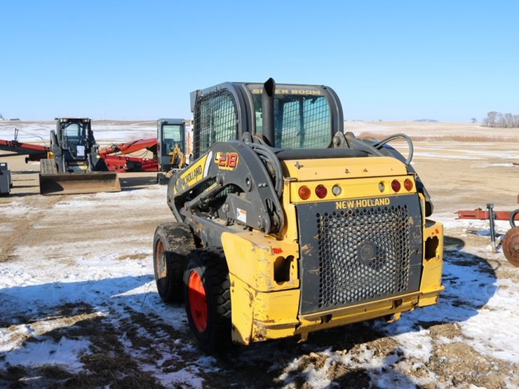 new-holland-l218-image-6