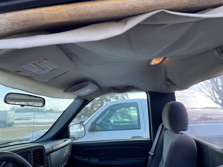 2007-chevrolet-3500-image-22