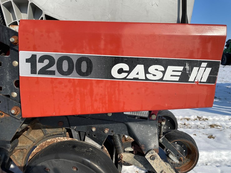 case-ih-1200-image-2