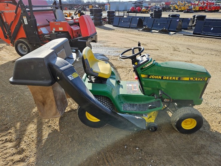 john-deere-lx176-image-6