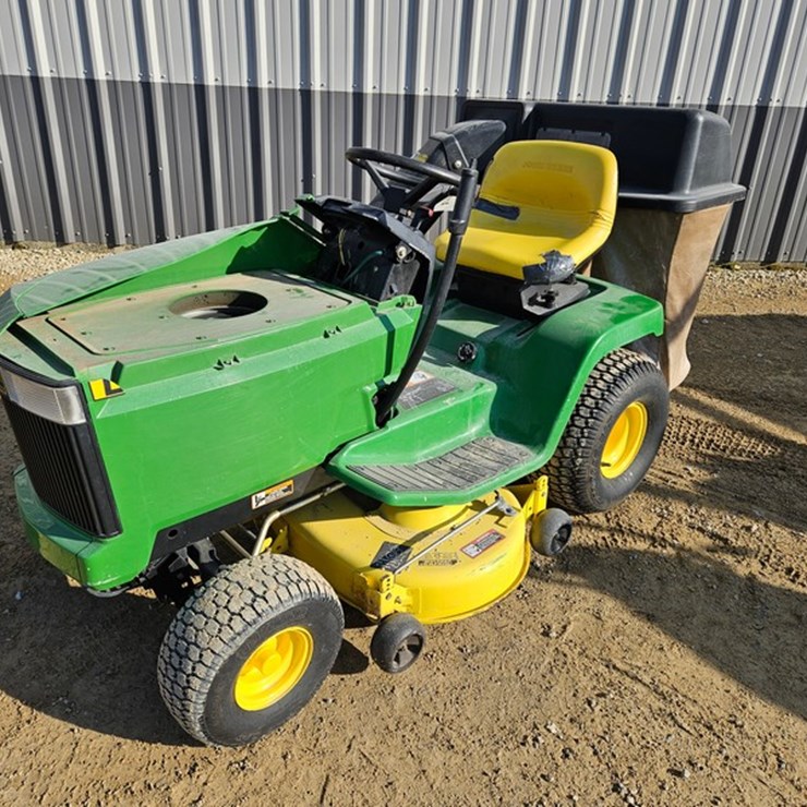 JOHN DEERE LX176