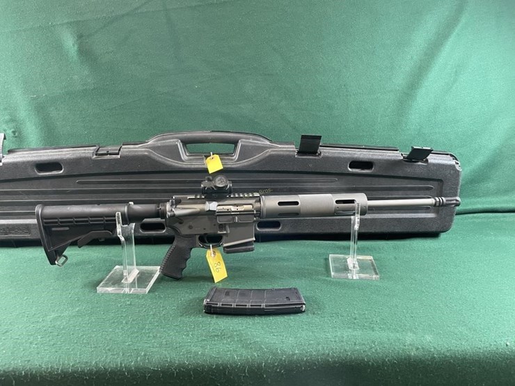 bushmaster-mdl.xm15-e2s-5.56-nato-rifle-image-1