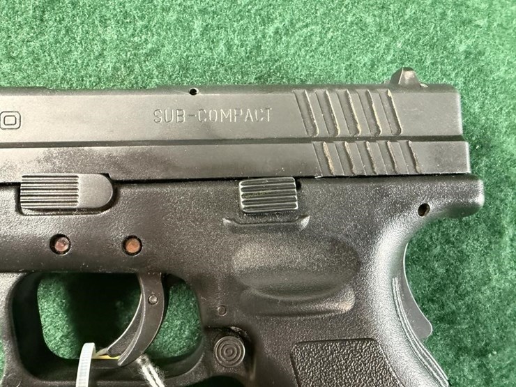 springfield-xd-40-sub-compact-40-s&w-pistol-image-9