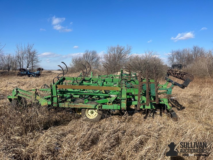 john-deere-44-image-8