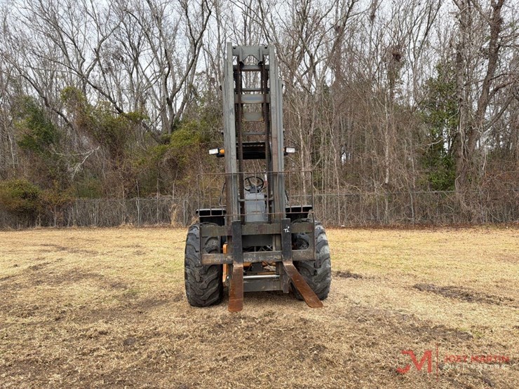 2019-case-586h-image-8