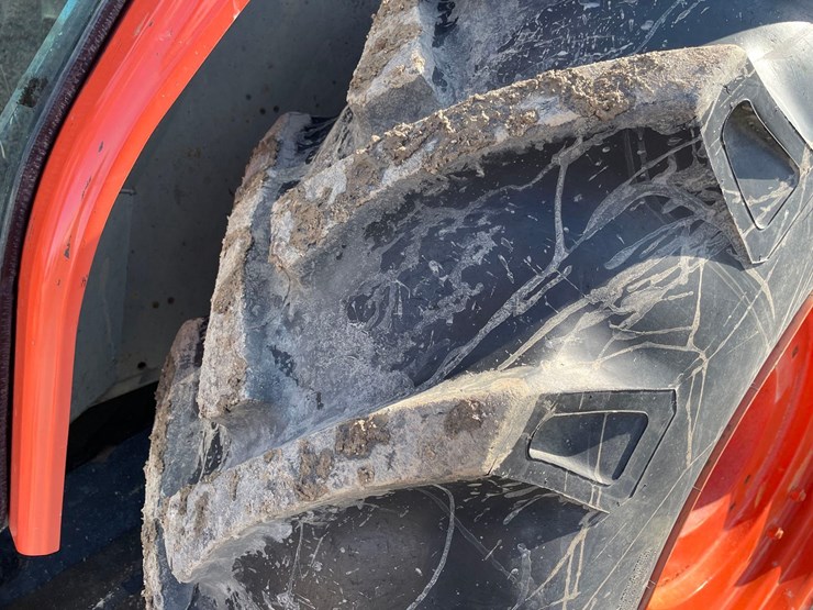 2003-kubota-m9000dtc-image-8