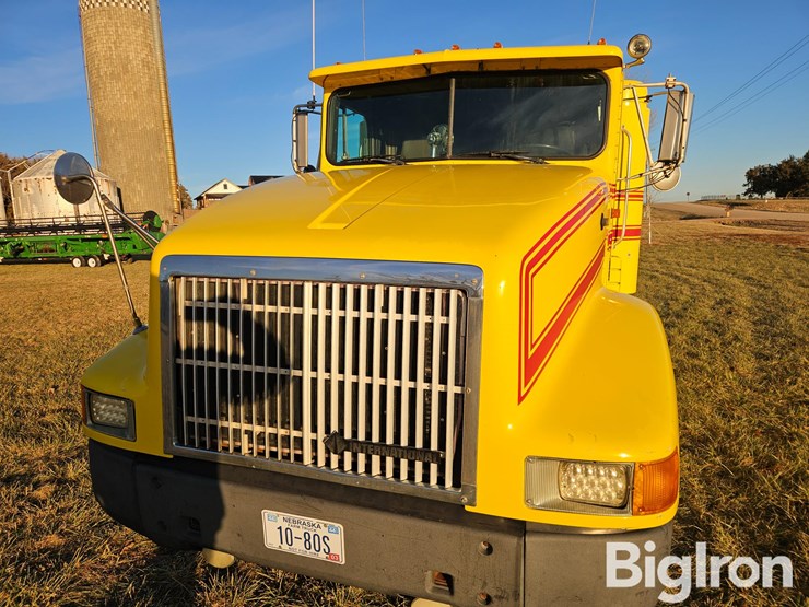 1994-international-9400-image-12