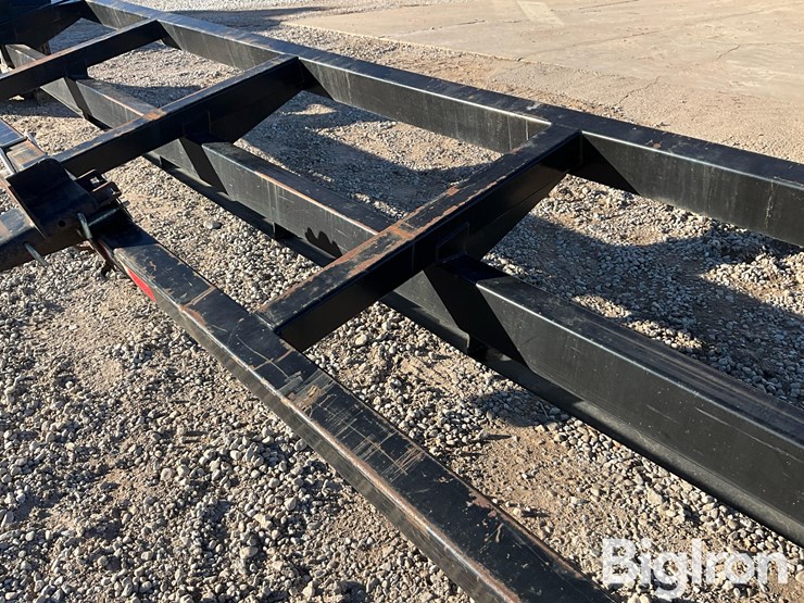 klipp-welding-32’-t/a-header-trailer-image-14