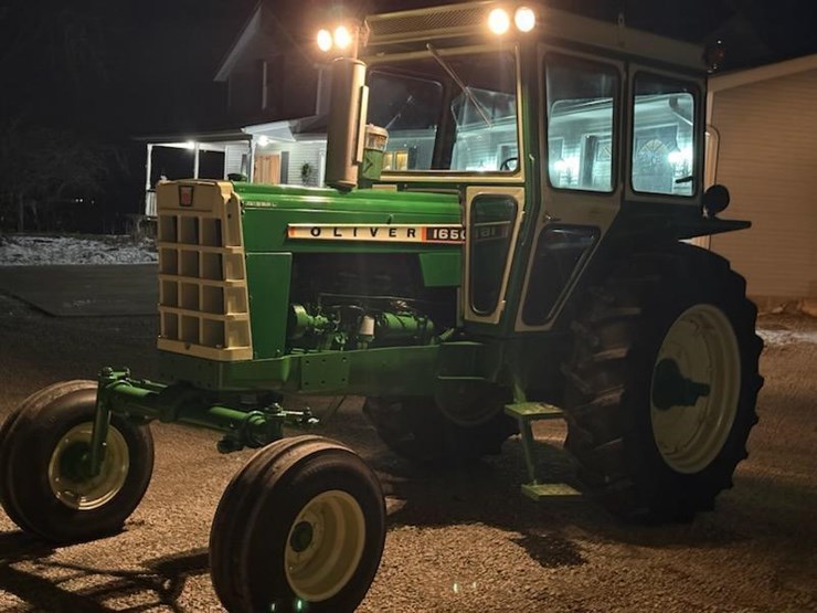 1966-oliver-1650-image-3